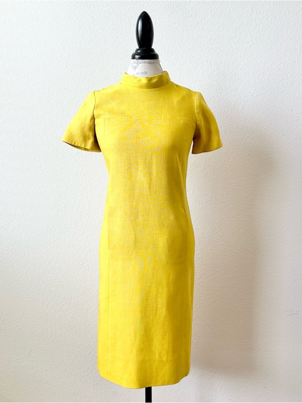 Vintage Charles W Women's Yellow Short Sleeve Shift Dress Size Medium